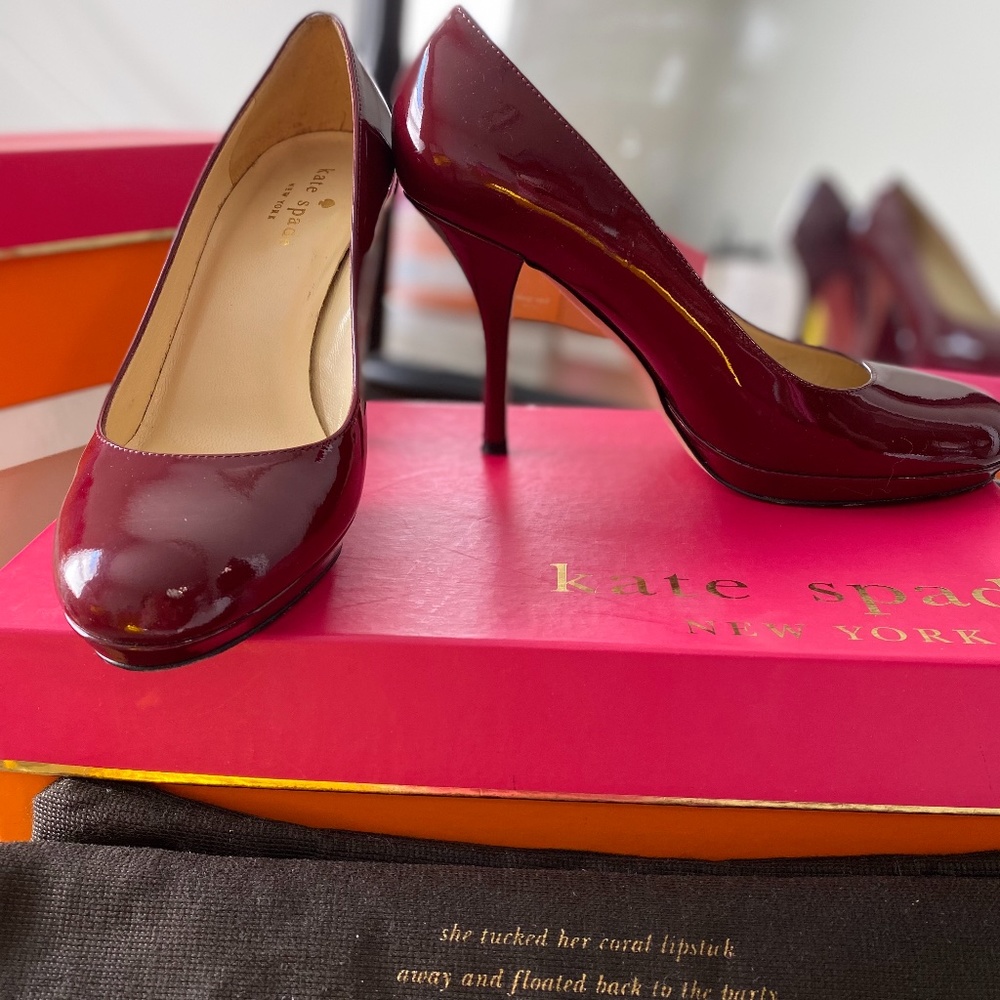 classic patent leather 3 in heal pump